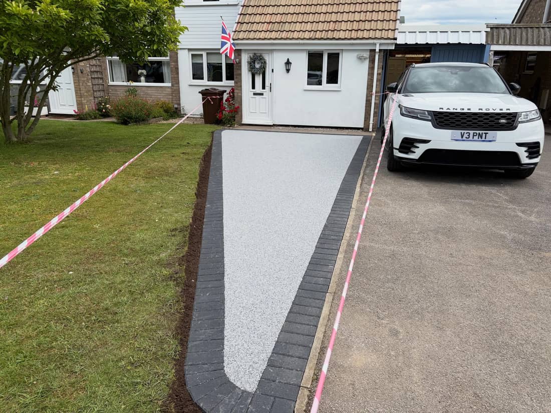 Resin Bound Driveways by GD Surfacing