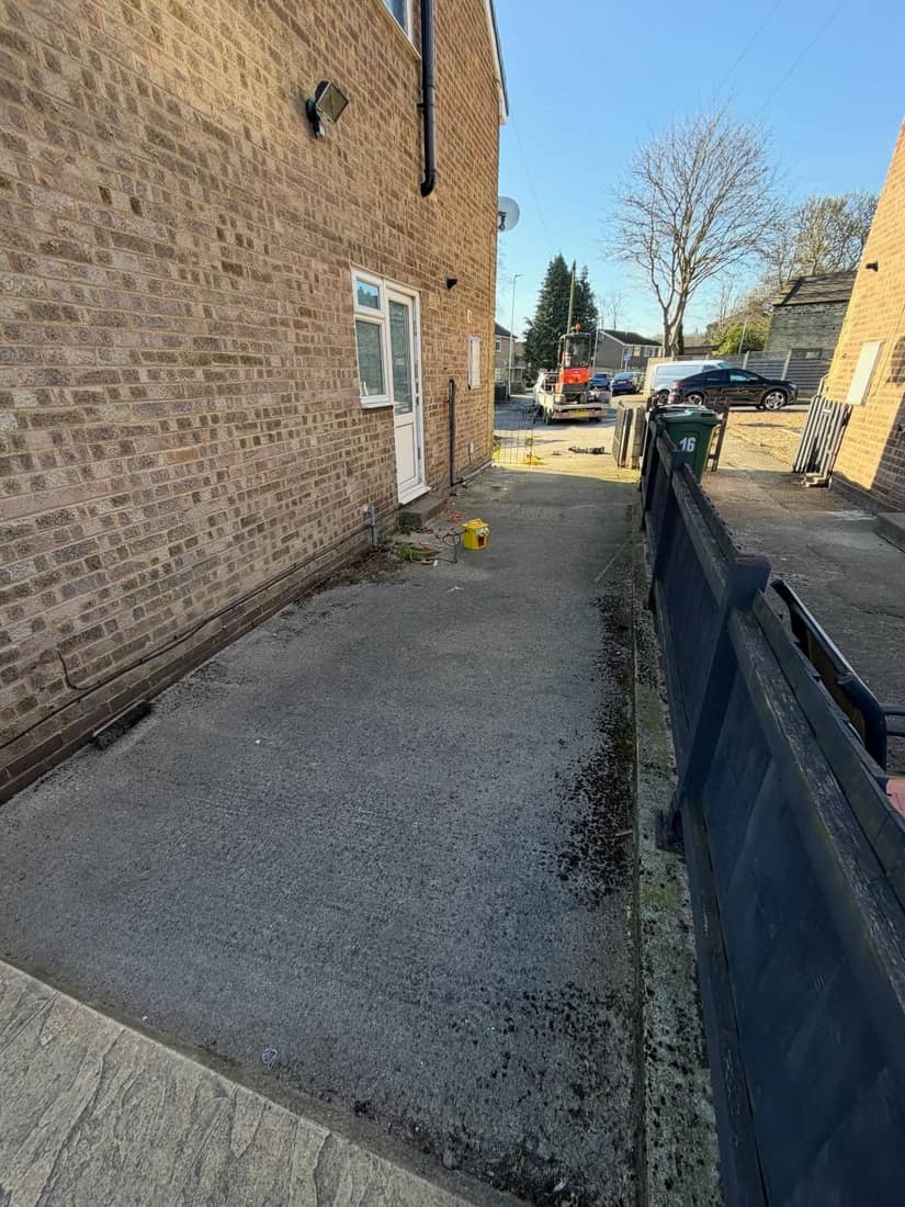 Tarmac surfacing before 1