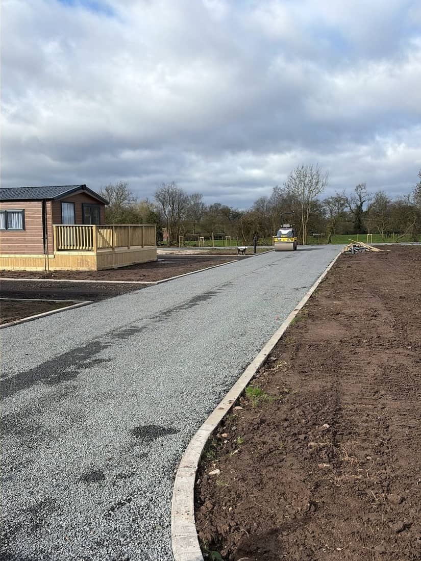 Tarmac surfacing contractors